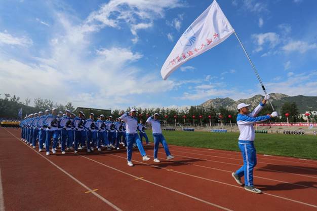 http://www.dlu.edu.cn/__local/3/AE/0F/67B32E902391AEA1C7F34B93D00_FE3CEF9B_161CD.jpg